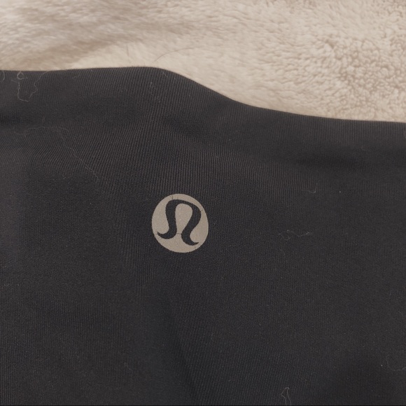 LULULEMON 💙 - Picture 3 of 4